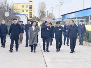 市委常委、副市長(zhǎng)潘開(kāi)名蒞臨洛陽(yáng)正大食品調(diào)研